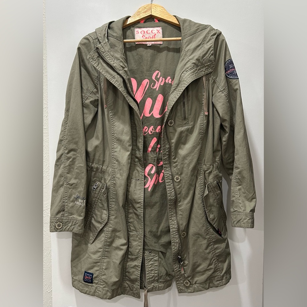 SOCCX Spirit Utility jacket zipper buttoned fitted hood drawstring waist